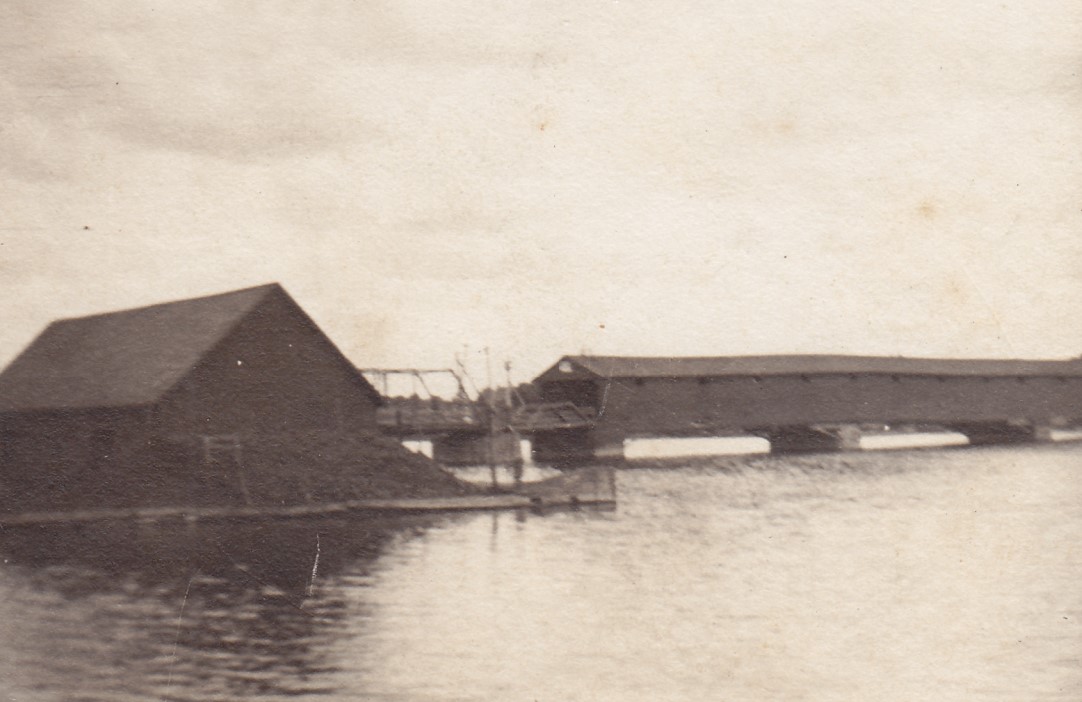 Covered bridge at Trenton.