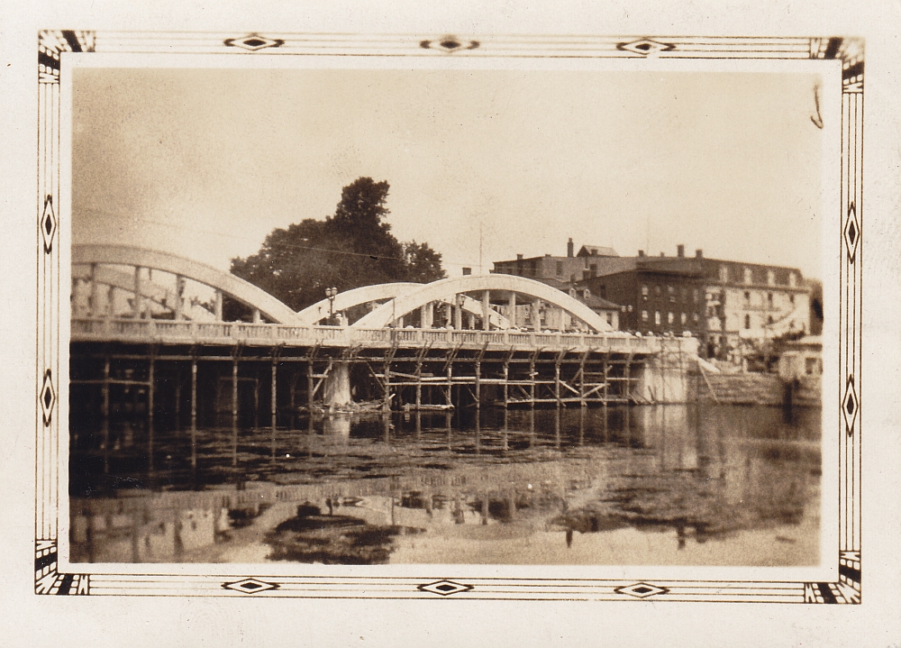 Opening of Lower Bridge in 1930.