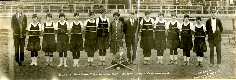 Girls' softball team, 1926