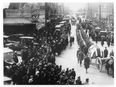 Vernon Castle's funeral procession.