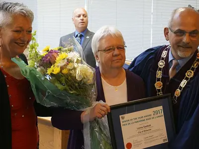 Lorna Garbutt with Mayor Christopher and Councillor Denyes.
