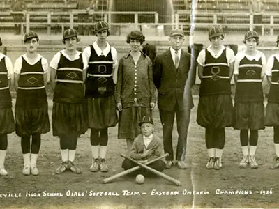 Girls' softball team.