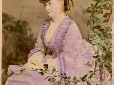 Seated woman.